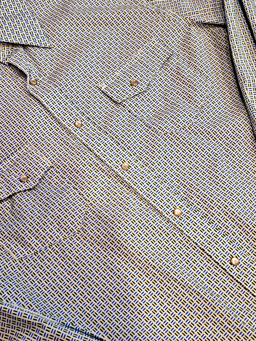 Y2K Wrangler Pearl Snap Down